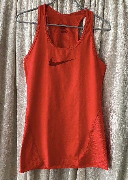 t-shirts Nike Nike Dri-Fit t-S, Rouge, Taille 36 (S), Nike, Comme neuf