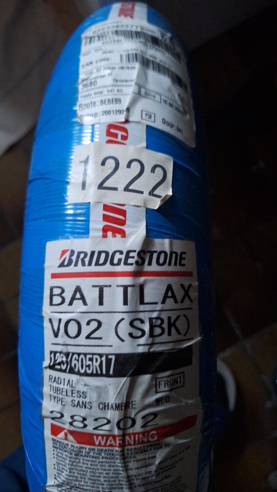 Bridgestone v02 med, Motoren, Ophalen of Verzenden
