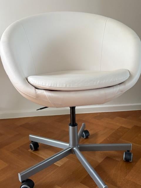 bureaustoel op wieltjes wit SKRUVSTA IKEA, Maison & Meubles, Enlèvement, Utilisé, Blanc, Chaise de bureau
