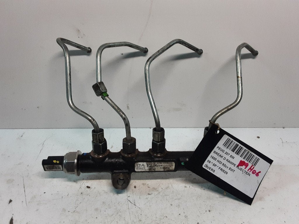 RAMPE D'INJECTION Peugeot 207 SW (WE / WU) (96852975), Kontakt-peugeot@peugeot.com, Utilisé, Peugeot Deutschland GmbH, Bahnhofsplatz
65423  Rüsselsheim, DE