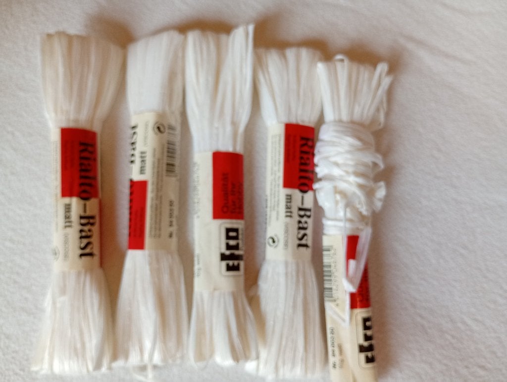 Écorce blanche de raphia Rialto 5x, Enlèvement ou Envoi, Comme neuf, Blanc, Matériel de bricolage