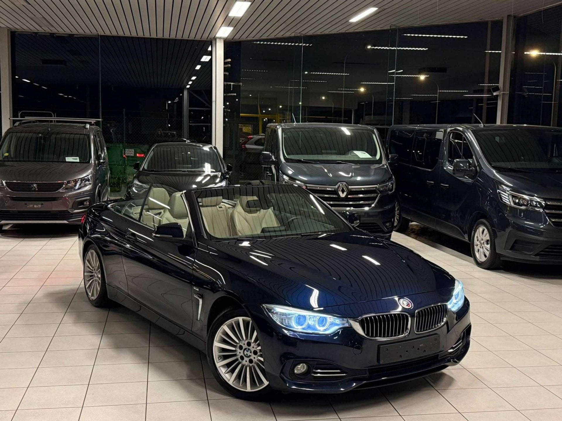 BMW 420 BMW 420d Cabrio Luxury Automatique 2.0D 135kW Euro 6, Auto's, Automaat, 4 zetels, https://public.car-pass.be/vhr/0bc29ca5-3f2a-4f0b-b4b3-bf402288ce2b