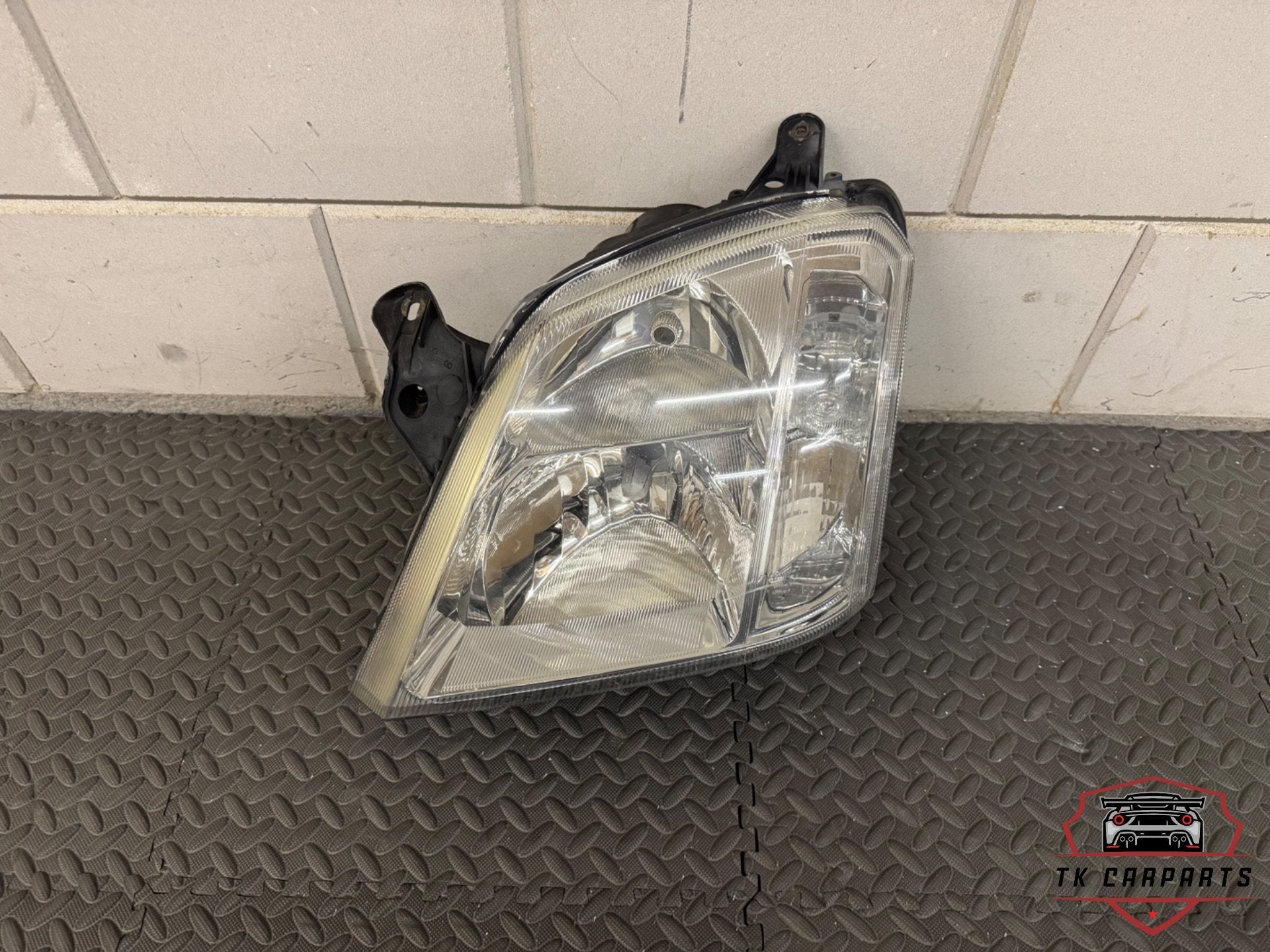 Phare gauche Opel Meriva 93321052, Autos : Pièces & Accessoires, Neuf, Opel Automobile GmbH, Kontakt@opel-infoservice.de, Opel