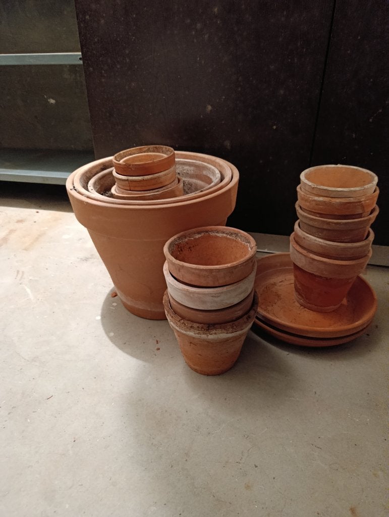 18 gebruikte terracotta bloempotten, Tuin en Terras, Ophalen, Gebruikt, Terracotta, Minder dan 40 cm