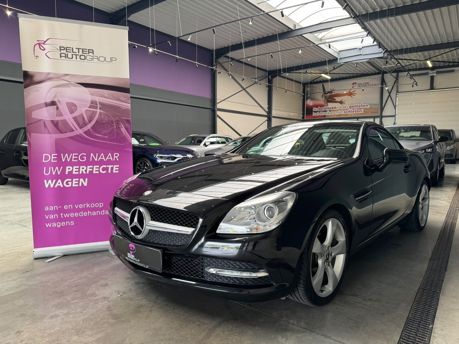 Mercedes-Benz SLK 200 Automaat GPS 184pk Topstaat!, Auto's, Zwart, 4 cilinders, Cabriolet, 0 kg