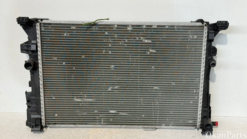Condenseur de climatisation de radiateur Mercedes A246500005, Mercedes-Benz AG, Mercedes-Benz, Utilisé, Mercedesstrasse 120
70372  Stuttgart, DE