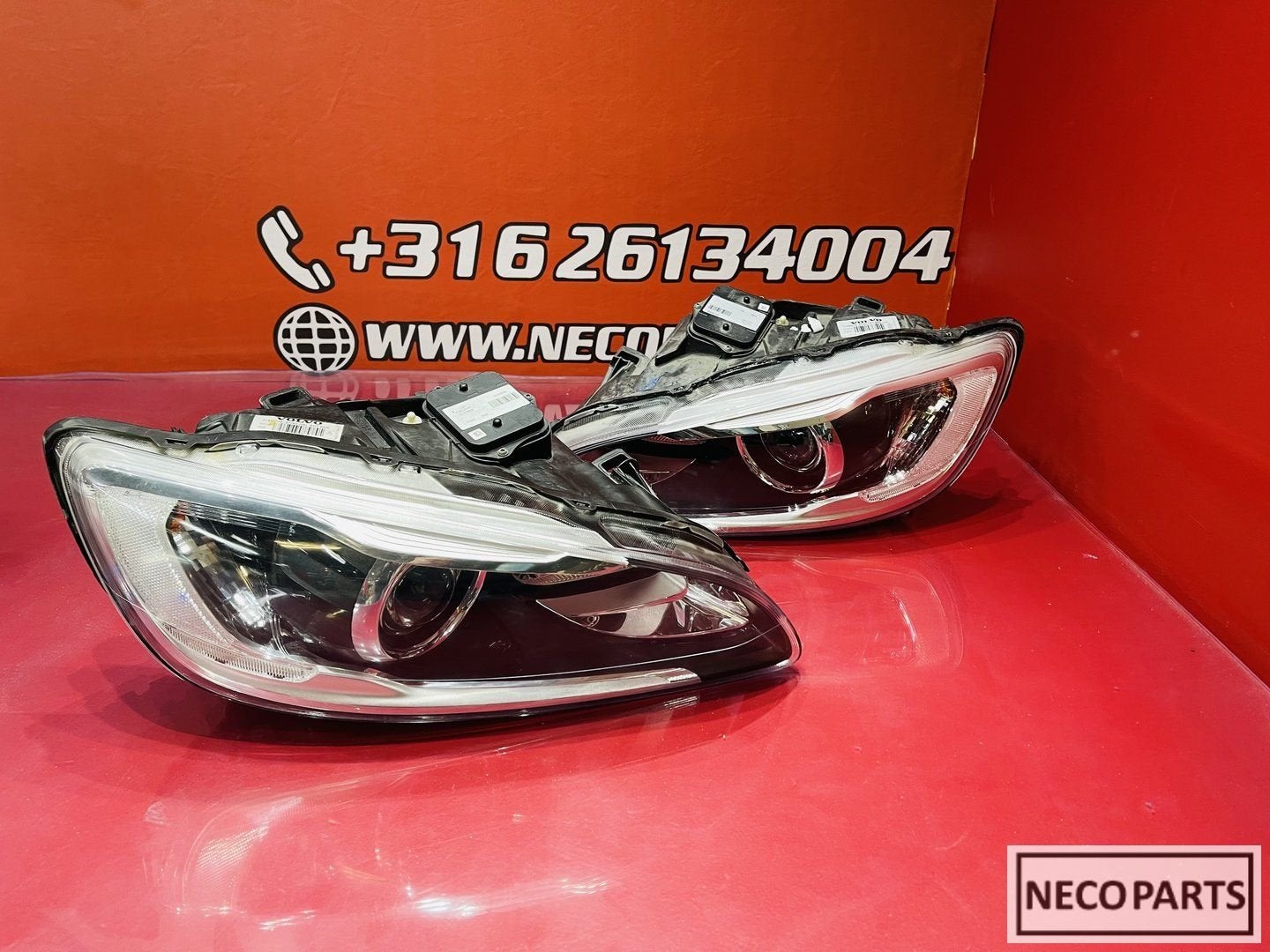 VOLVO V60 S60 XENON KOPLAMP SET COMPLEET ORIGINEEL 31698818, -, -, -, Enlèvement ou Envoi