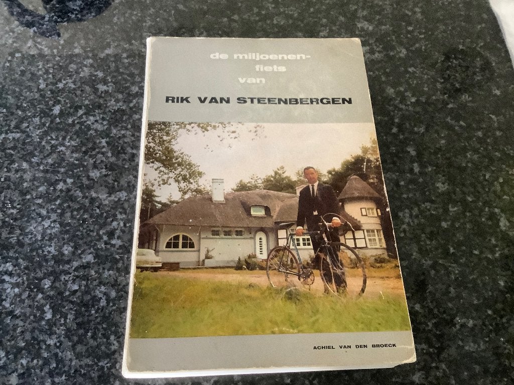 Boek de miljoenen fiets van Rik van Steenbergen, Boeken, Gelezen, Achiel Van Den Broeck, Lopen en Fietsen, Ophalen of Verzenden