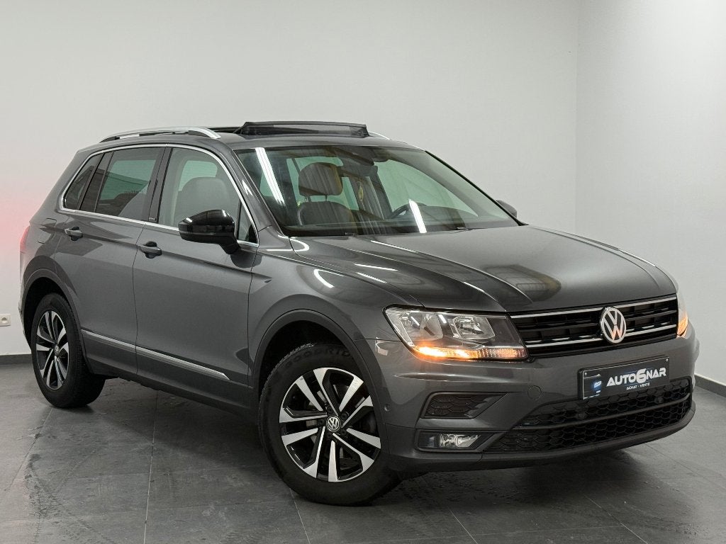 Volkswagen Tiguan 2.0 TDi IQ Drive  Euro6d  1erMain  Carnet, Auto's, Voorwielaandrijving, 4 cilinders, Leder, 5 deurs