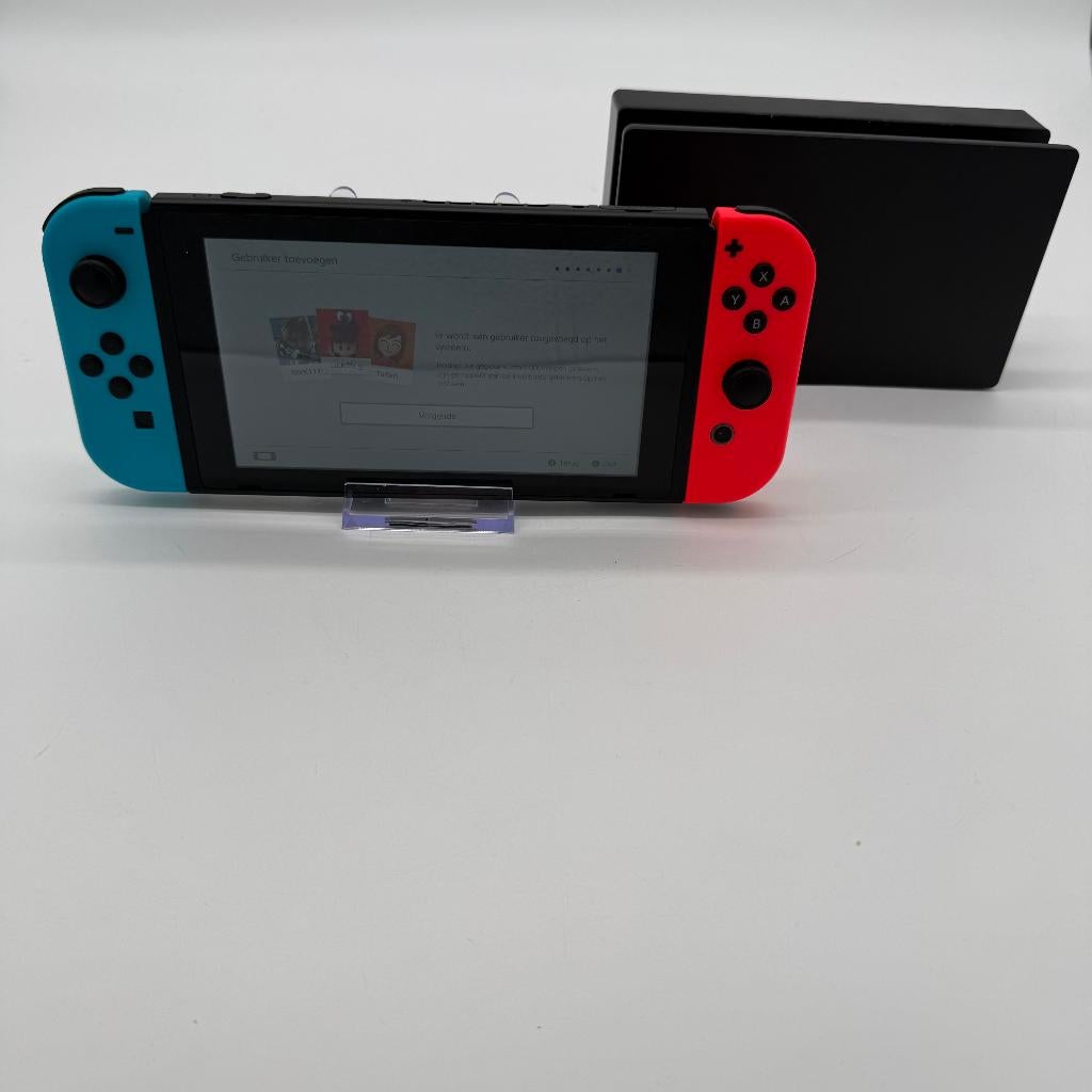 Nintendo Switch Console - Rood/Blauw | In nette staat, Enlèvement ou Envoi, Comme neuf, Switch Original