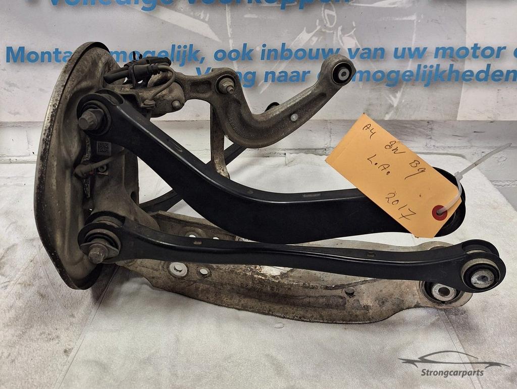 Fusee links achter Audi A4 8W 8W0505435AA, -, Audi, Utilisé, -