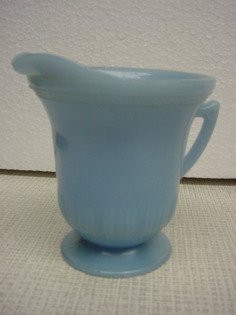 Vintage Pyrex Delphite Bleu melkkan made in Canada, Ophalen of Verzenden