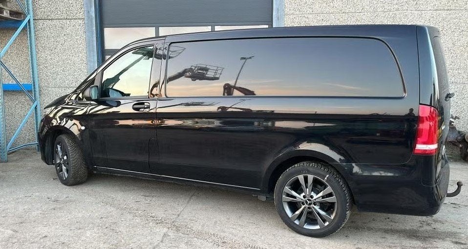 Mercedes Vito 116 Black, Auto's, 4 deurs, Achterwielaandrijving, 4 cilinders, 2500 kg