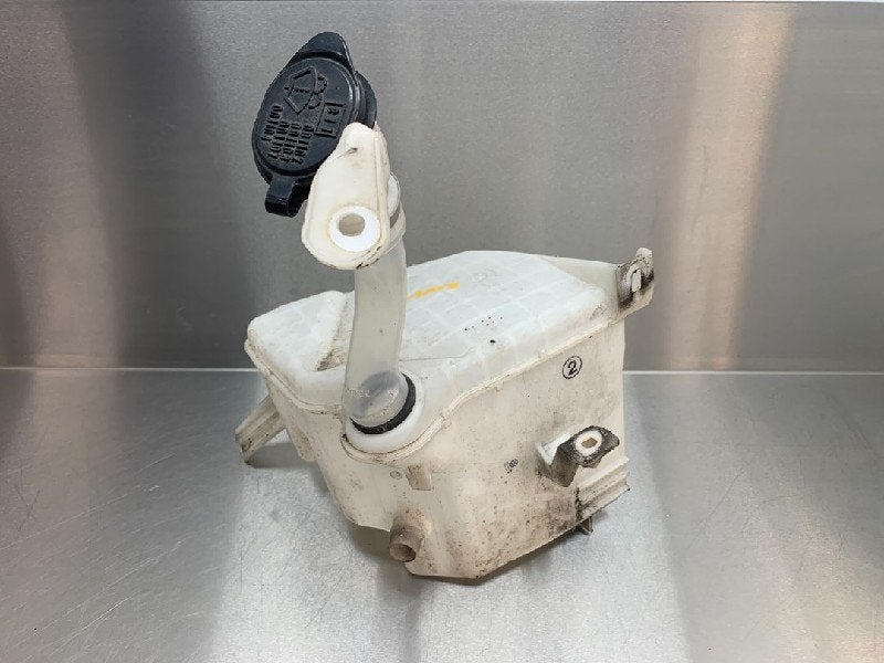 RUITENSPROEIERRESERVOIR VOOR Previa (R3) (|860142087|), Gebruikt, Toyota