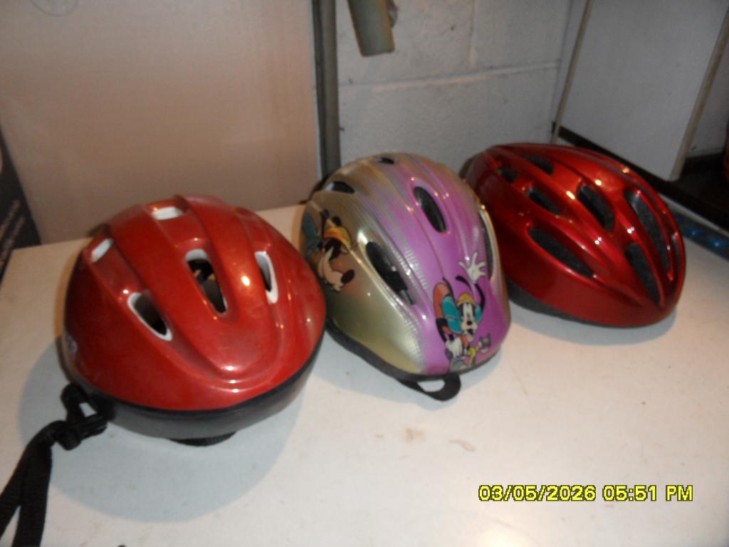 trois casques cycliste, Enlèvement, Utilisé, Homme ou Femme