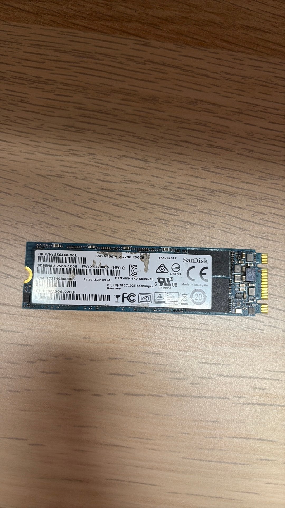 SanDisk 256gb met windows 11 en licentie, Ophalen, Intern, Zo goed als nieuw, Desktop