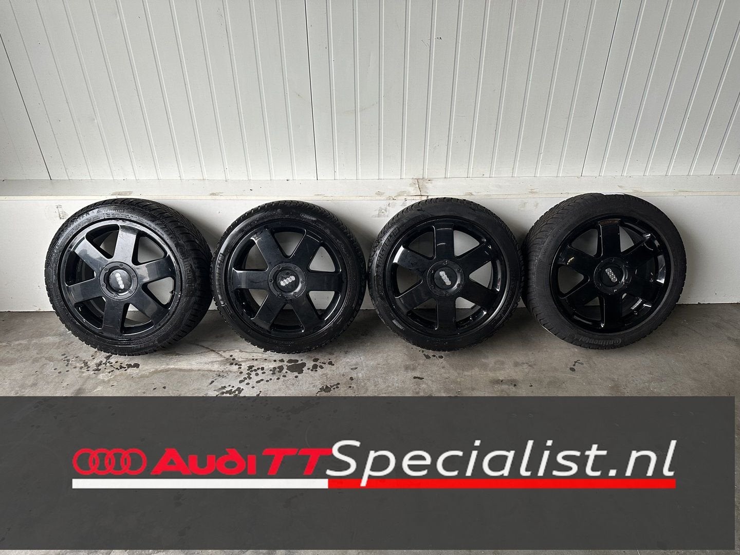 Winterbanden set op 17" velgen Audi TT MK1, Autos : Pièces & Accessoires, Pneus & Jantes, Pneus et Jantes, Pneus hiver, -, Véhicule de tourisme