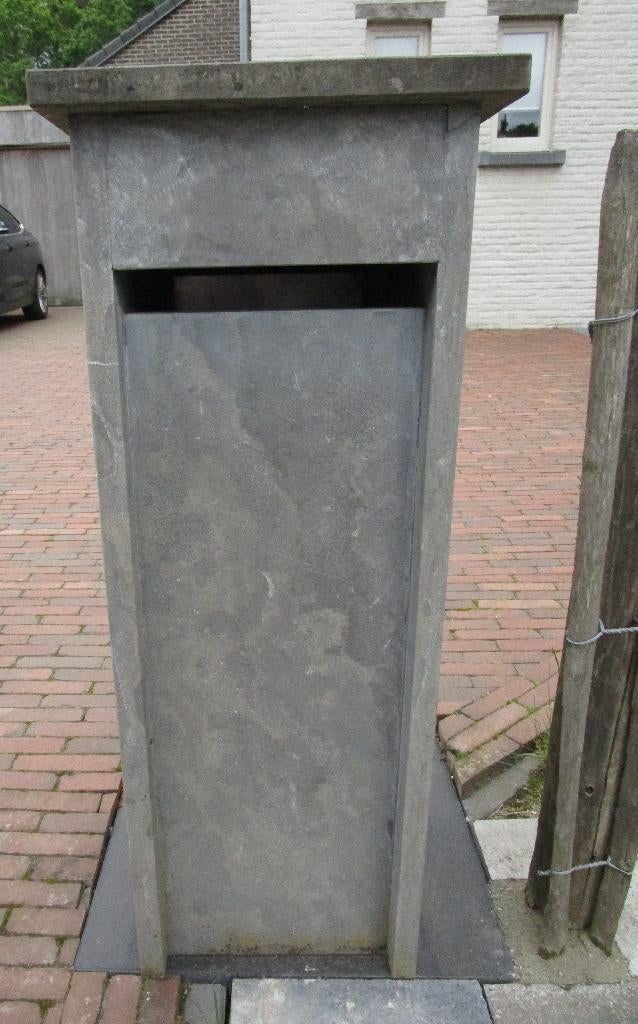 brievenbus, Tuin en Terras, Brievenbussen, Ophalen, Zo goed als nieuw, Hardsteen, Staande brievenbus