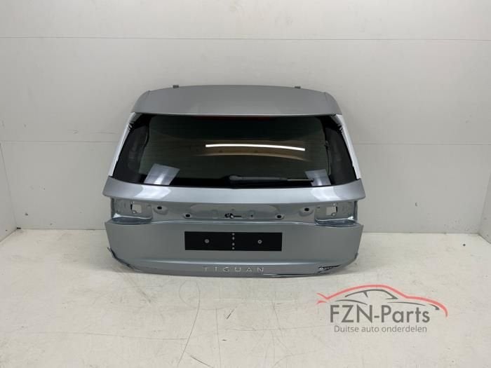 VW Tiguan 571 CT1 R-Line Achterklep LM7P (571827025B), Autos : Pièces & Accessoires, Enlèvement ou Envoi, Utilisé, Arrière, Haillon arrière