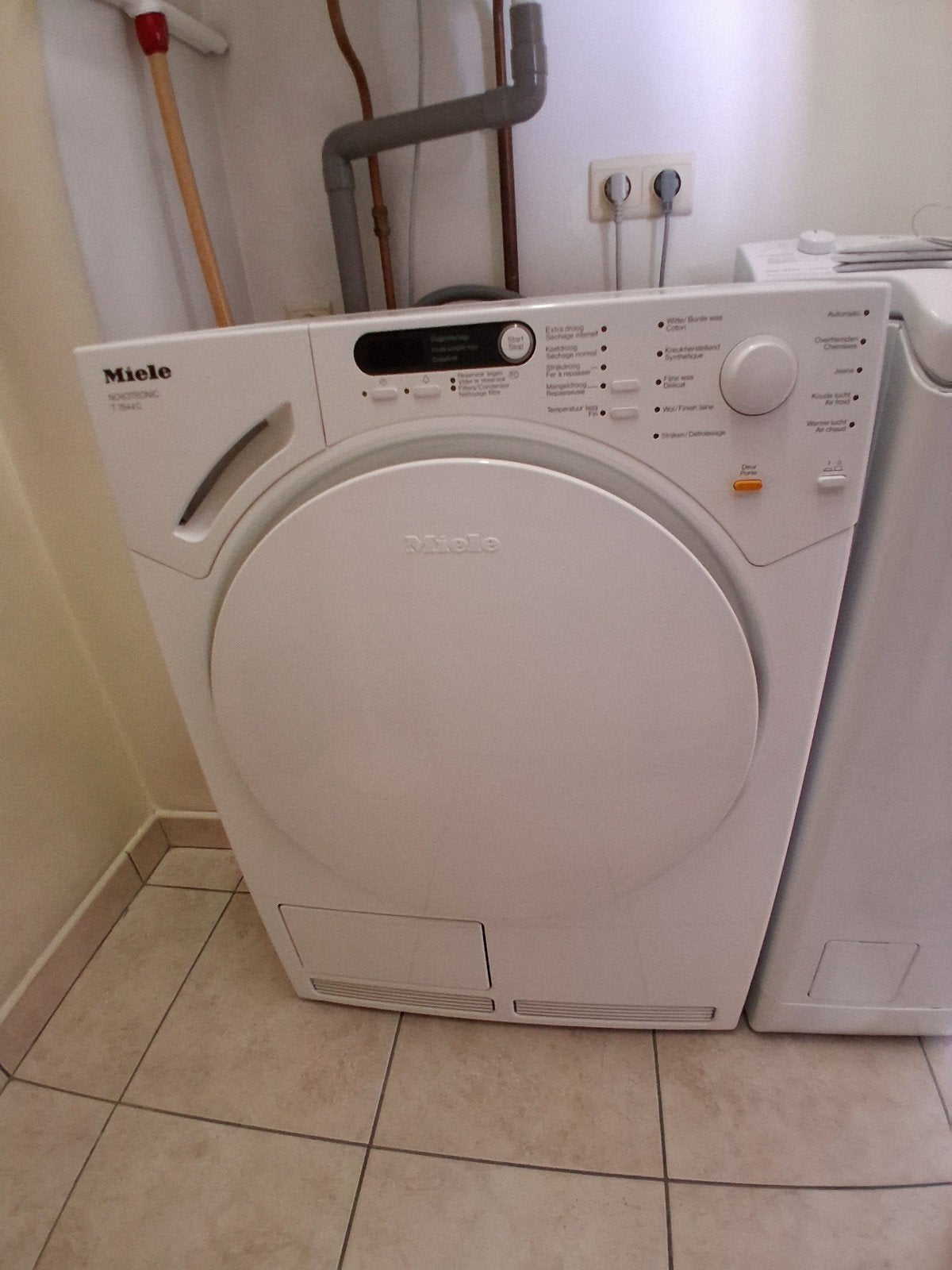 Droogkast MIELE Novotronic T-7644C, 85 à 90 cm, Chargeur frontal, Enlèvement, Utilisé