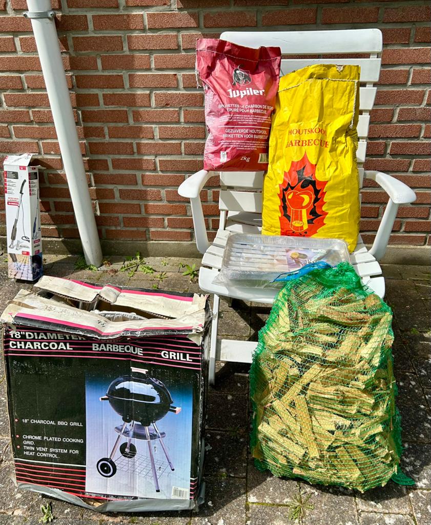 Barbecue au charbon de bois, Jardin & Terrasse, Enlèvement, Comme neuf