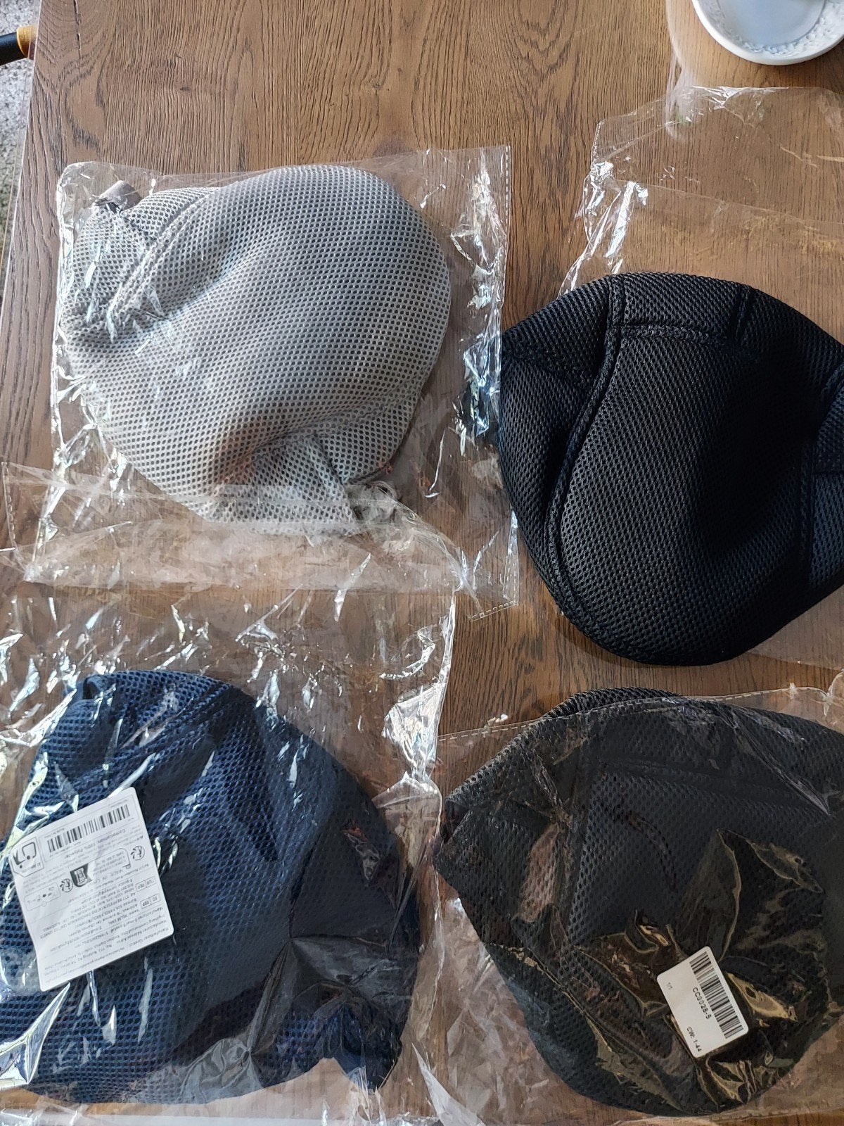 petten 8 stuks verstelbaar nieuw, past op elk hoofd., Ophalen of Verzenden, Nieuw, Pet