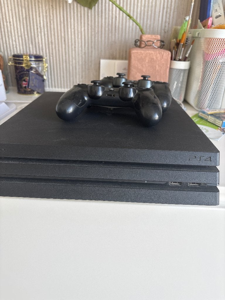 PS4- vidéo games- 100 euro, Online, 1 joueur, À partir de 7 ans, Enlèvement