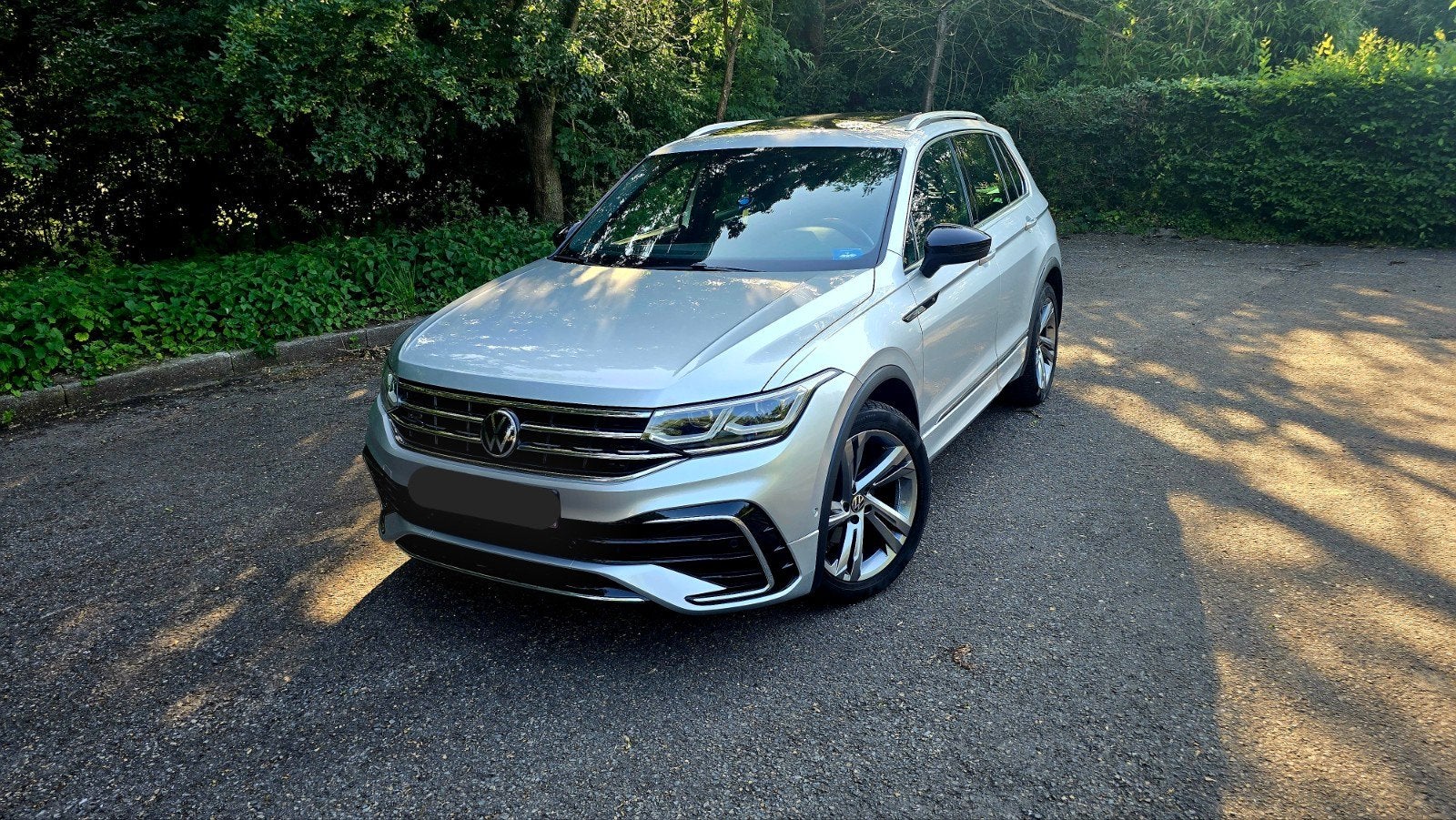 VW TIGUAN *1.5 TSI*150 PK*R-LINE* PANODAK*AUTOMAAT*CAMERA*, Autos, Argent ou Gris, Achat, Euro 6, Entretenue par le concessionnaire