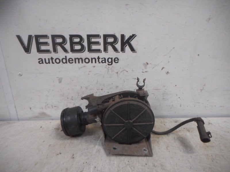 LUCHTPOMP Opel Corsa B (73 / 78 / 79) (90531962), Gebruikt, Opel, Opel Automobile GmbH, Kontakt-opel@opel.com