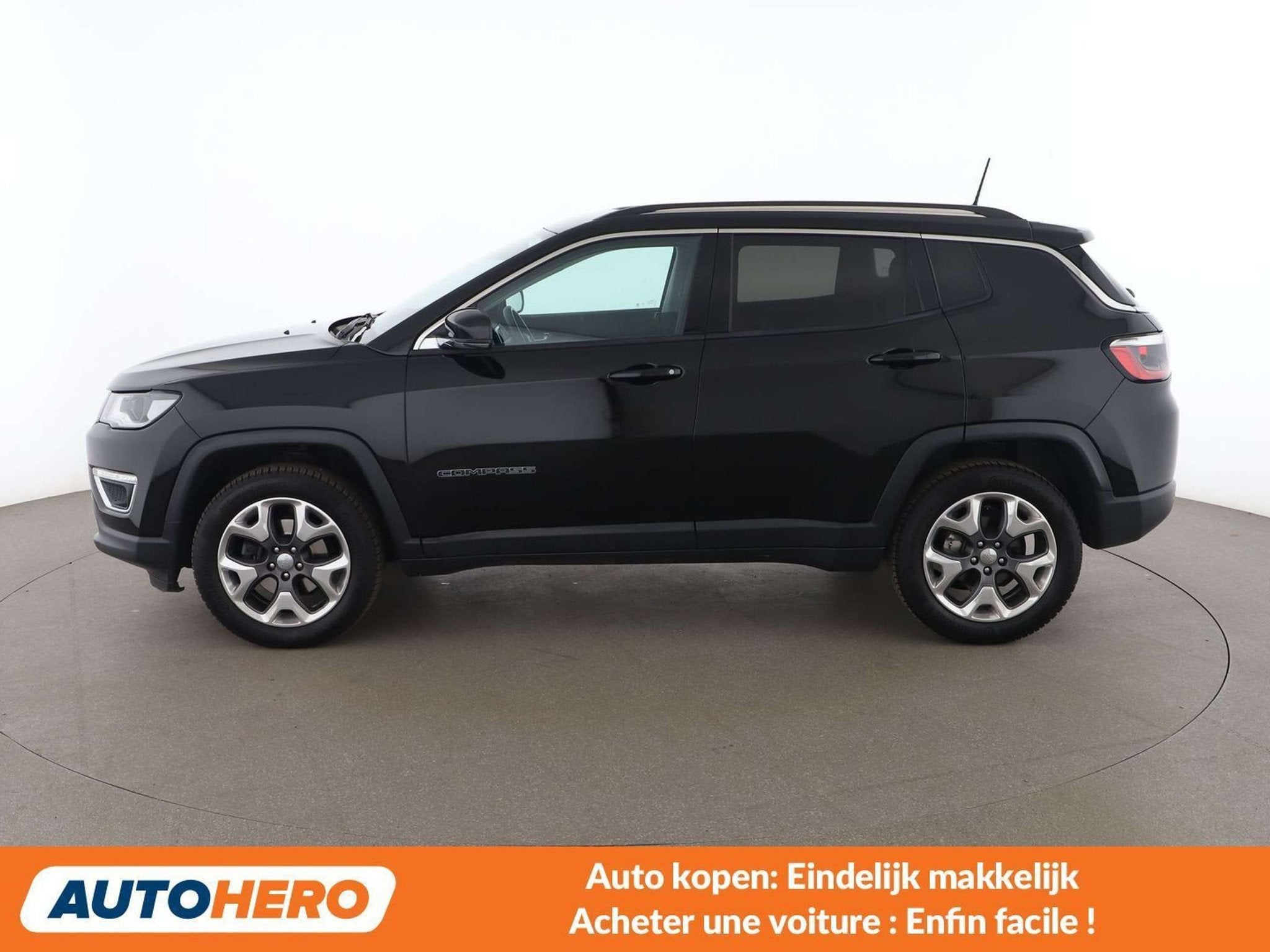 Jeep Compass 2.0 M-Jet Limited 4WD, Autos, Jeep, Achat, Noir, 1956 cm³, 140 ch