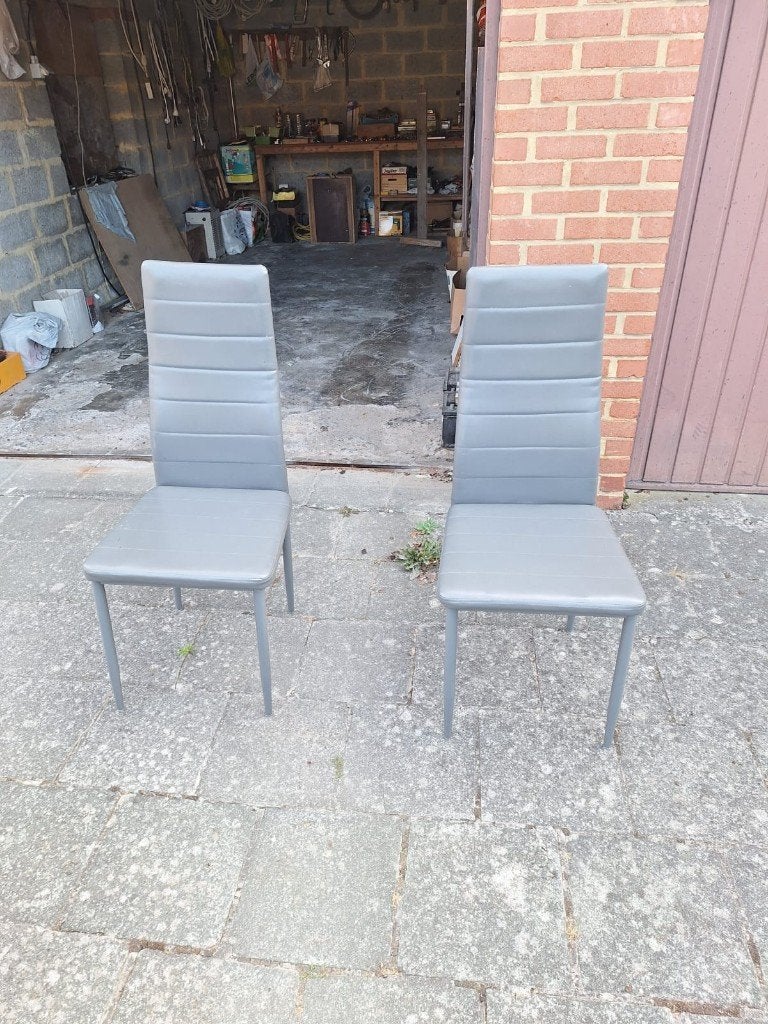 CHAISES de cuisine, Maison & Meubles, Chaises, Enlèvement, Comme neuf, Gris, Quatre