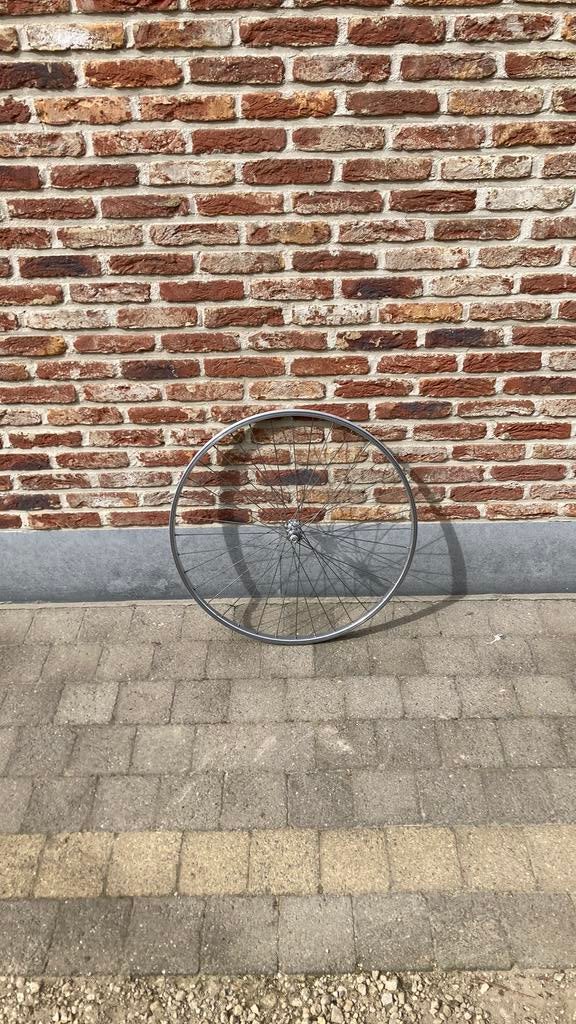 Voorwiel 28” aluminium, Ophalen, Zo goed als nieuw, Aluminium