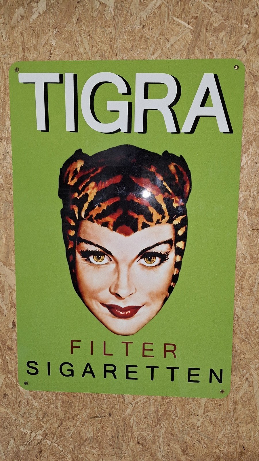 Tigra reclamebord, Enlèvement, Panneau publicitaire