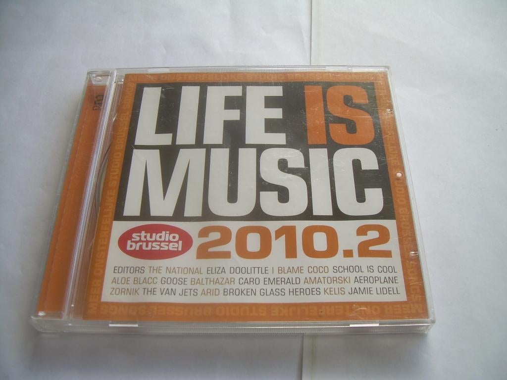 2 CD S - STUDIO BRUSSELS - LIFE IS MUSIC - 2010 - 2, Enlèvement ou Envoi, Comme neuf