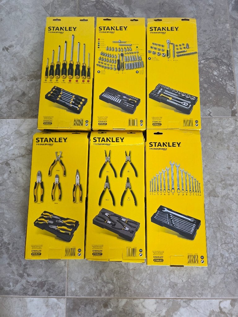 Set d'outillage Stanley 115 pieces neuf, Enlèvement, Neuf, Jeu d'outils, Stanley