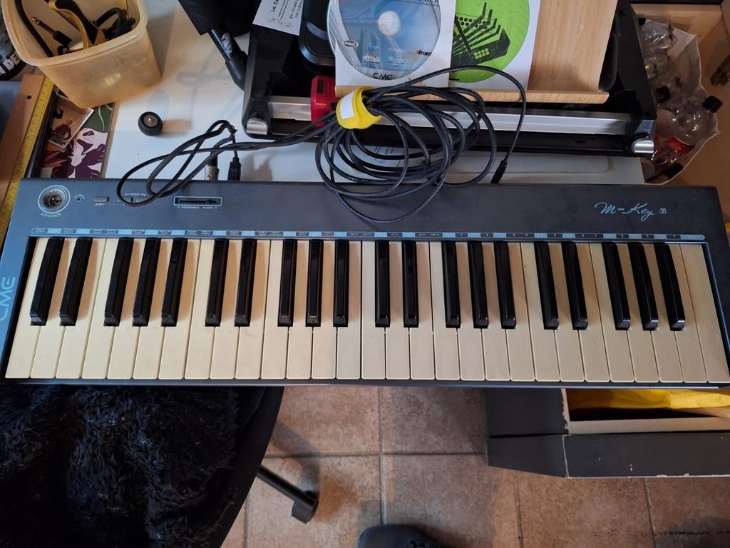 Keyboard CME M-key V2, Muziek en Instrumenten, Keyboards, Ophalen
