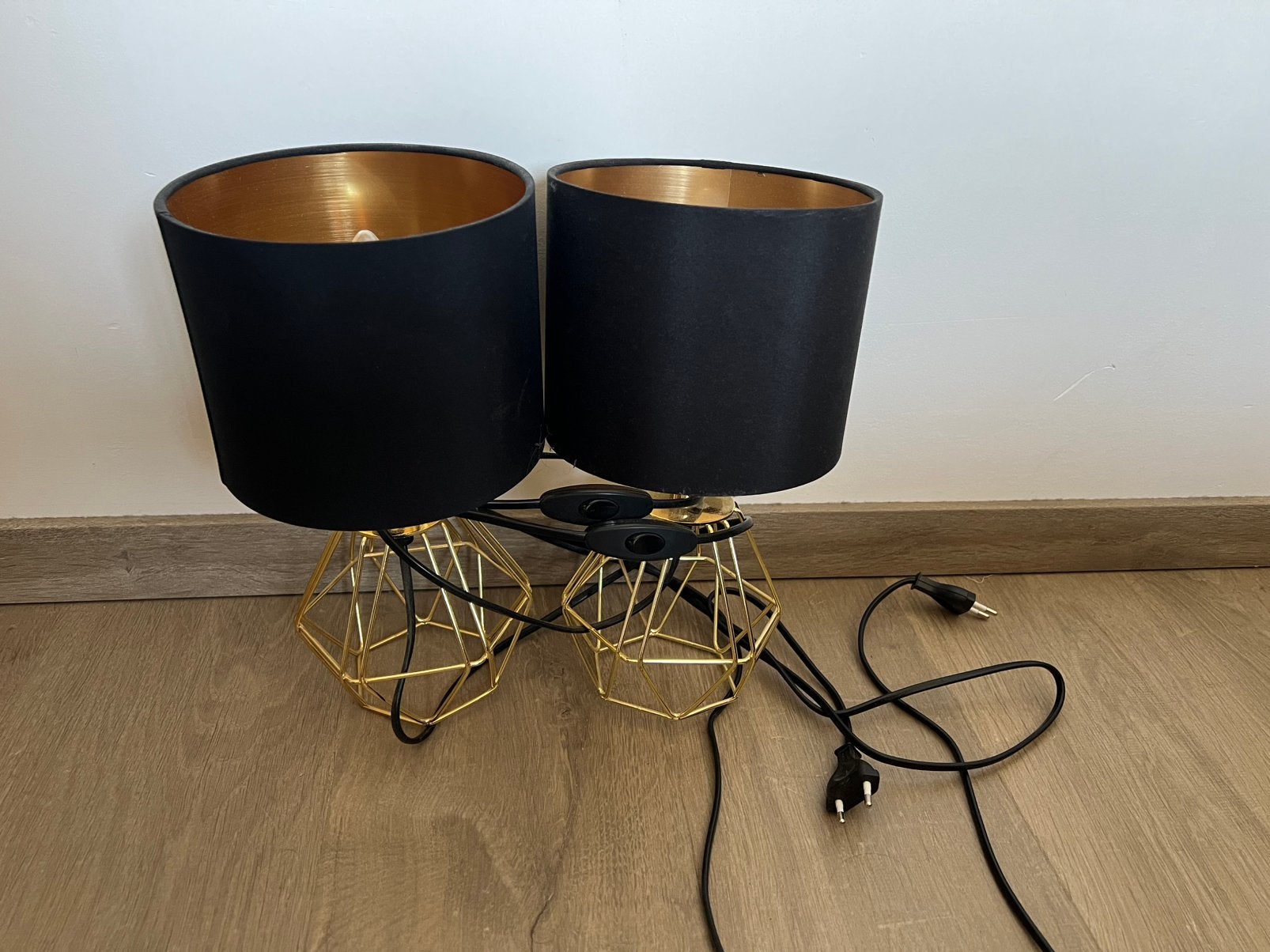 Twee nachtlampen goud met zwart, Huis en Inrichting, Goud, Ophalen, Zo goed als nieuw