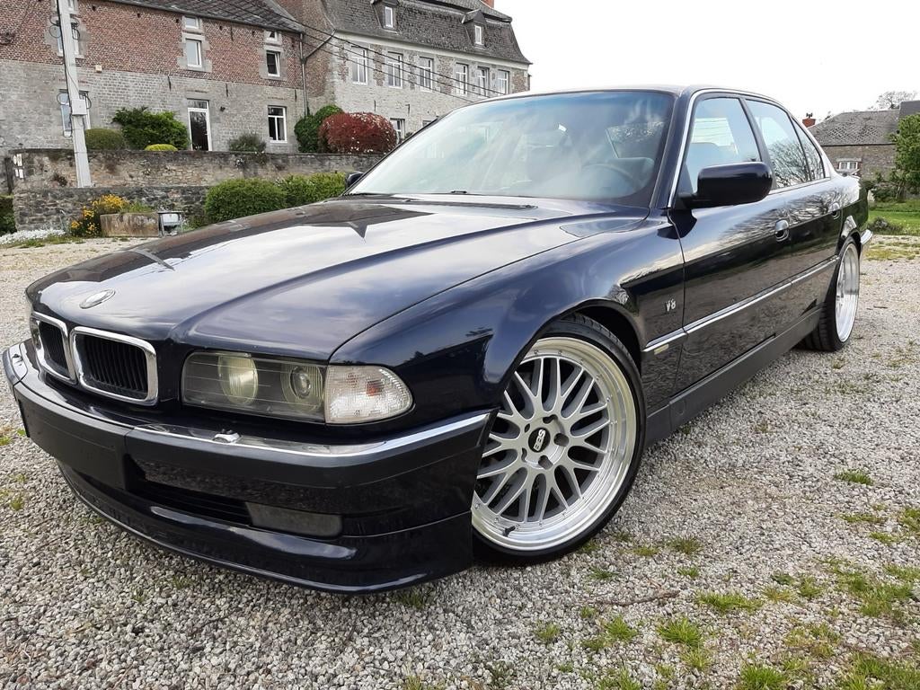 BMW E38 730i V8 année 1994 oldtimer à rafraîchir, Autos, BMW, Cuir, Achat, 4 portes, Automatique
