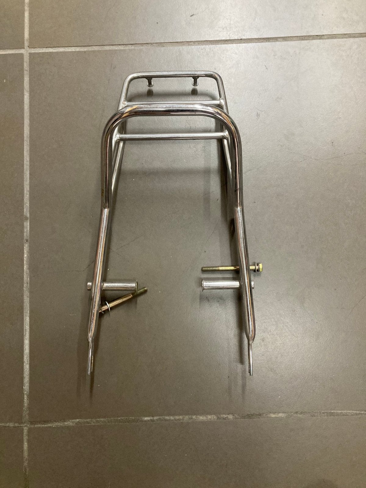 Honda dax bagagerekje, Ophalen, Zo goed als nieuw