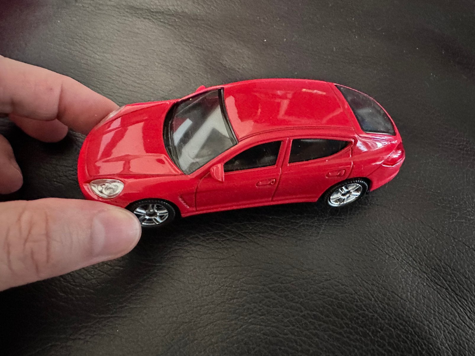 Porsche 11 cm, Enlèvement, Comme neuf