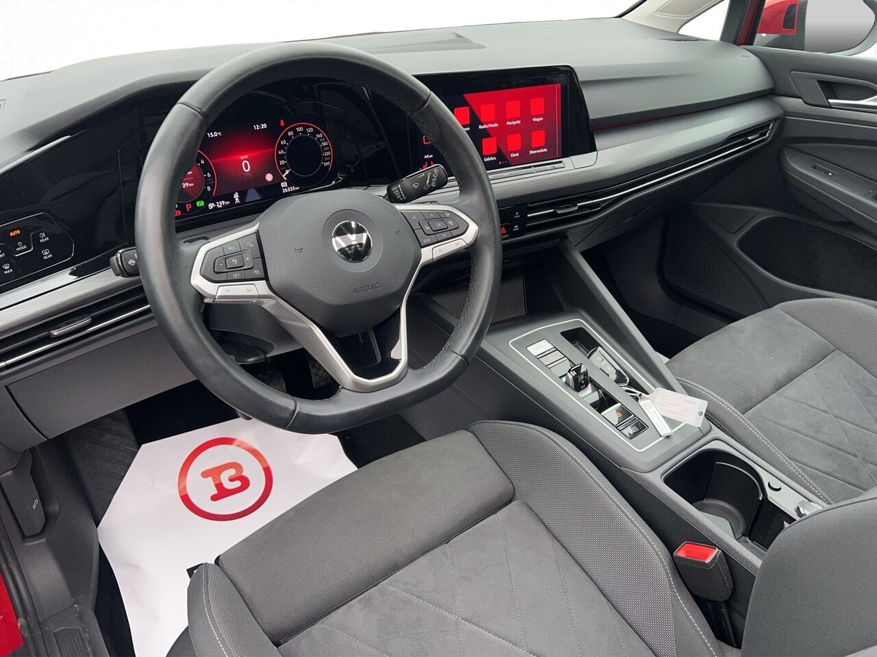 Volkswagen Golf 8 Style, Autos, 4 portes, 0 kg, https://public.car-pass.be/vhr/de0f3498-54f1-4ab7-95bf-054d0a85bf10, Automatique