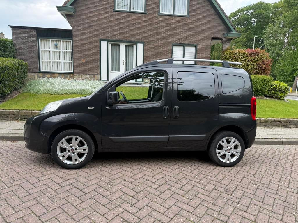 Fiat Qubo 1.4i essence Climatisation carpass Euro5, Autos, Fiat, Entreprise, Achat, Qubo, ABS, Airbags, Air conditionné, Ordinateur de bord