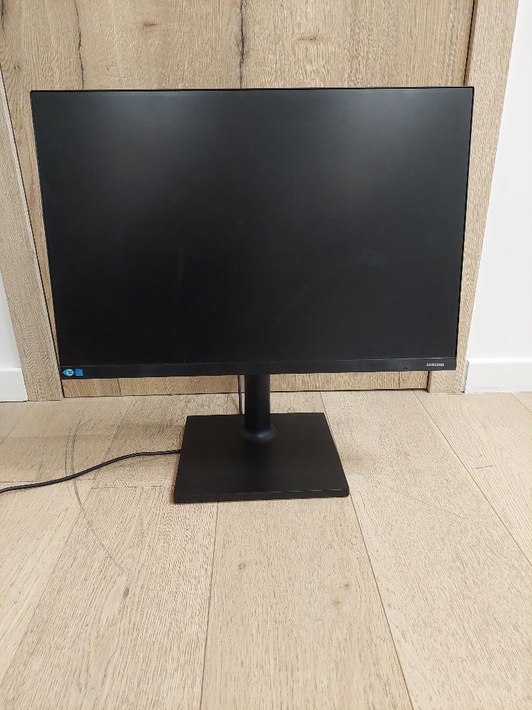 écran(s) Samsung - F 24T45 (possibilité de lot), IPS, Full HD, Comme neuf, Enlèvement