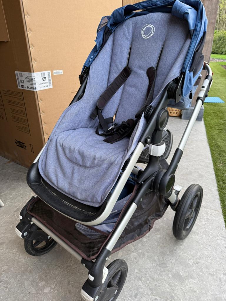 Bugaboo fox blauw met toebehoren, Ophalen, Zo goed als nieuw