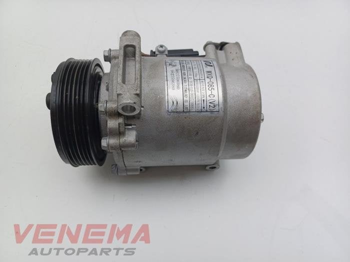 Pompe clim d'un Peugeot 208, -, 3 mois de garantie, Utilisé, -
