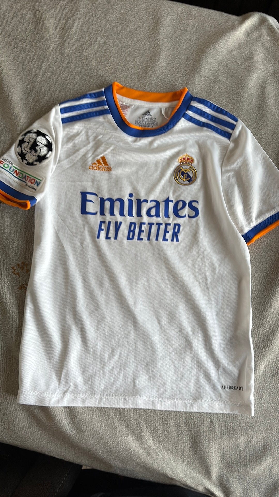 Real Madrid t-shirt 12 jaar, Sport en Fitness, Voetbal, Ophalen, Zo goed als nieuw, Shirt