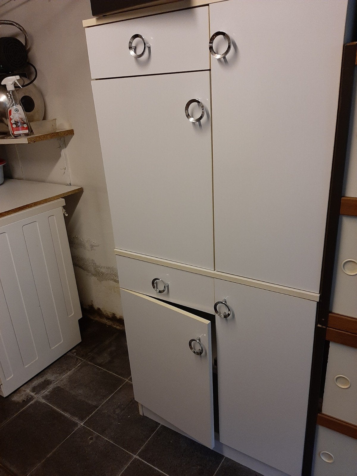 2 armoires blanches à vendre, Maison & Meubles, Armoires | Meubles ordinateur, Enlèvement