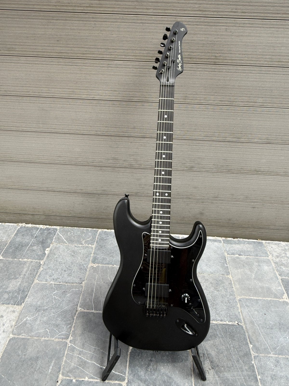 Metal gitaar Harley Benton, Muziek en Instrumenten, Ophalen, Zo goed als nieuw