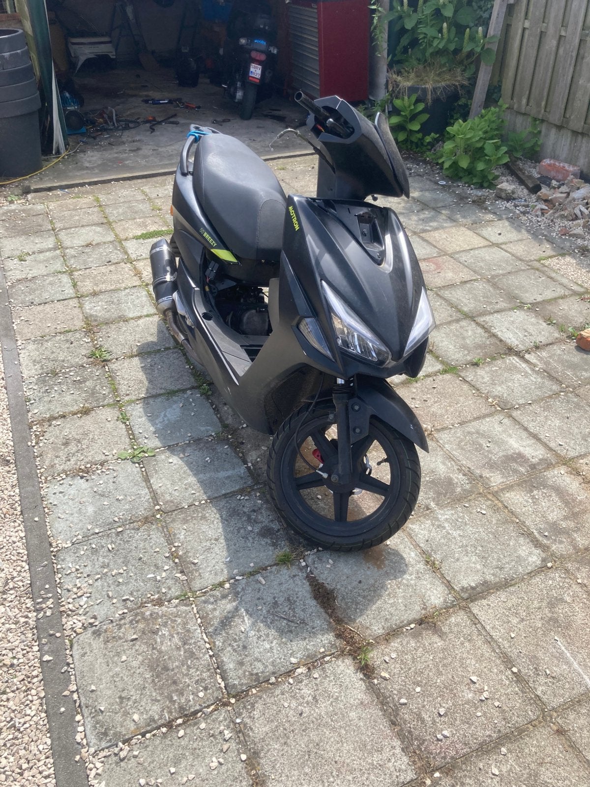 Motron breezy 50, Fietsen en Brommers, Scooters | Overige merken, Ophalen, Gebruikt, Klasse B (45 km/u), Benzine