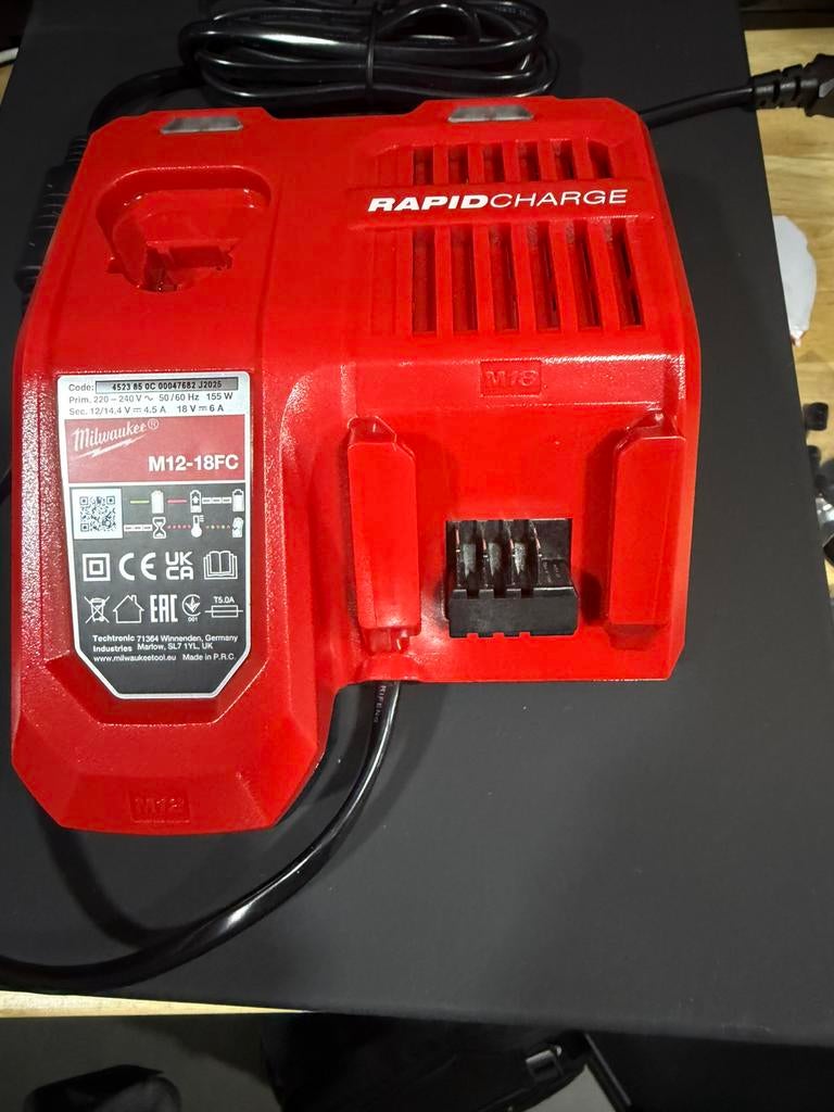 Milwaukee M12-18 FC 12V-18V Li-Ion Accu Snellader, Ophalen, Nieuw